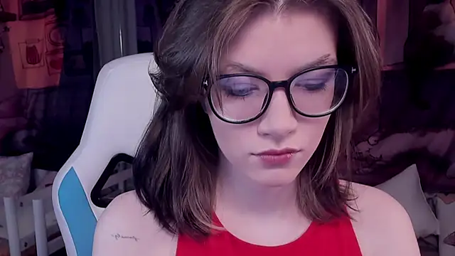 Snapshot of CathyAdams chatting on 02-09-26, 06:28 CathyAdams online show from 02-09-26, 06:28