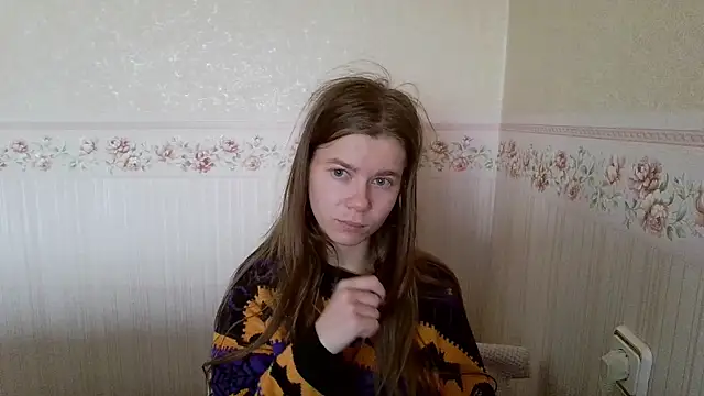 Snapshot of 0nlyLola chatting on 10-18-25, 07:09 0nlyLola online show from 10-18-25, 07:09