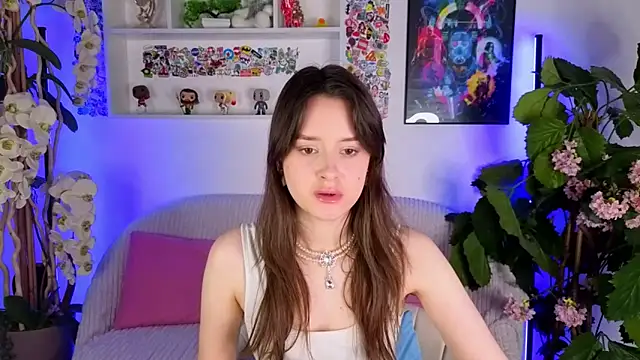 EvaSwen online show from 10-24-25, 09:55