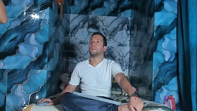 Snapshot of celesteyorucso1 chatting on 10-06-25, 08:50 celesteyorucso1 online show from 10-06-25, 08:50