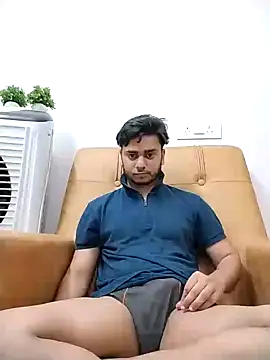 Snapshot of Aman4321ammu chatting on 10-29-25, 05:58 Aman4321ammu online show from 10-29-25, 05:58