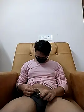 Snapshot of Aman4321ammu chatting on 11-05-25, 01:11 Aman4321ammu online show from 11-05-25, 01:11