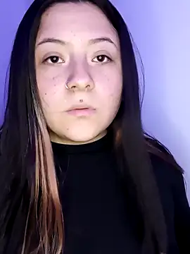 Honey Alix online show from 10-04-25, 06:11