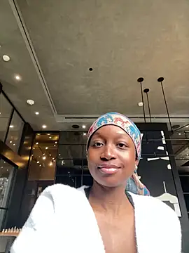 tia   fox online show from 02-12-26, 07:09