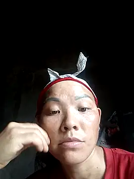 Snapshot of mntzz88 chatting on 10-09-25, 03:59 mntzz88 online show from 10-09-25, 03:59