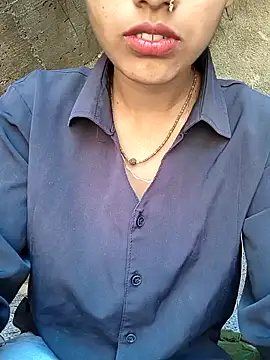 Hotty ruvi online show from 10-17-25, 06:49