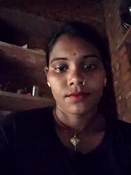 Snapshot of Katrina_kaif143 chatting on 10-31-25, 02:56 Katrina kaif143 online show from 10-31-25, 02:56