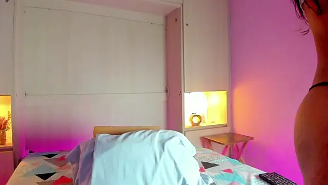 Snapshot of ChloeWiillow chatting on 11-28-25, 11:35 ChloeWiillow online show from 11-28-25, 11:35