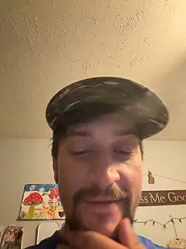 Amatueranon online show from 10-14-25, 10:32