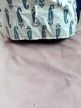 Kanneeswari online show from 11-21-25, 01:37