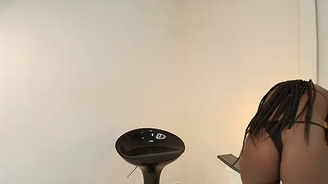 NatashaTaylor online show from 11-09-25, 07:39