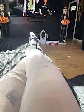 Succubus Vampira online show from 10-10-25, 06:40