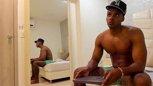 jax black online show from 11-29-25, 07:39