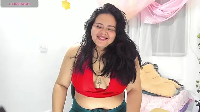 Tania cruz  online show from 03-11-26, 03:12