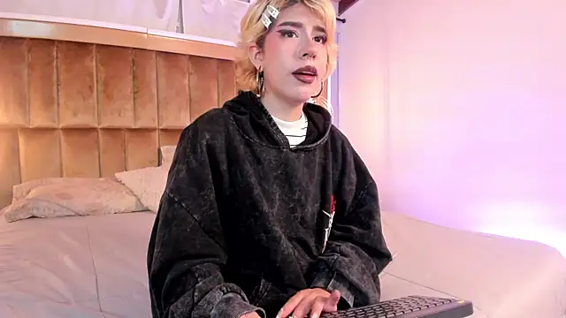 SamyShark online show from 01-13-26, 04:40