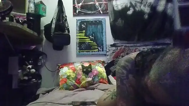 inkdhollow1 online show from 03-14-26, 04:40