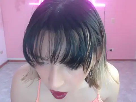 cristal hills 19 online show from 11-20-25, 08:08