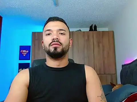 mathewv  online show from 11-17-25, 10:04