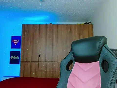 mathewv  online show from 11-29-25, 11:41