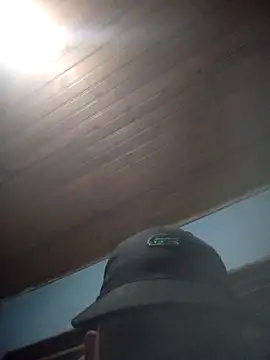 Snapshot of mestre637 chatting on 11-03-25, 12:02 mestre637 online show from 11-03-25, 12:02