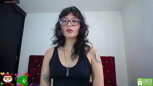 Lia Carter  online show from 12-01-25, 07:19