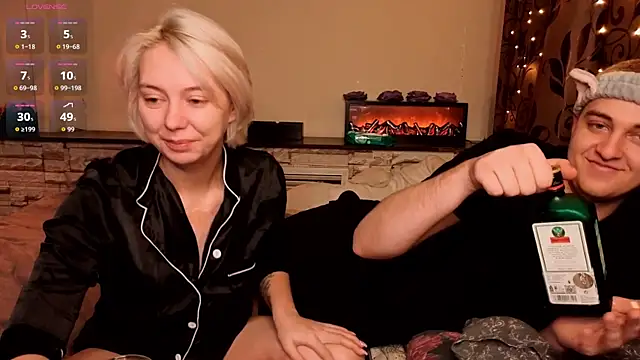 Sex Vibe couple online show from 11-01-25, 10:23