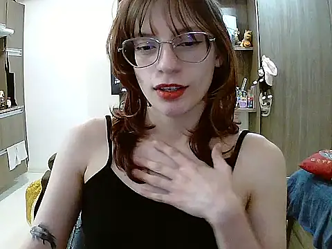 Zizixwuw online show from 08-02-26, 02:32
