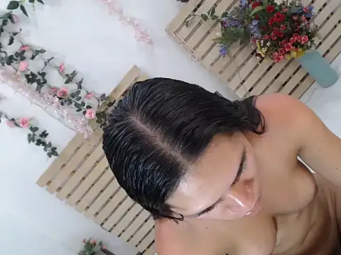 sweet yummy69 online show from 06-04-26, 11:00