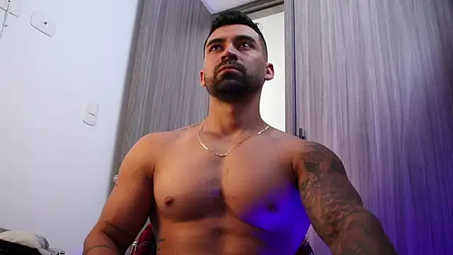 SOY MIKE online show from 11-19-25, 01:00