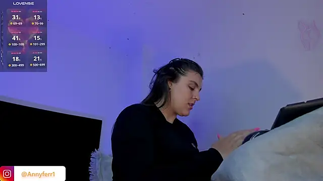 Anny ferrer1 online show from 04-19-26, 12:43