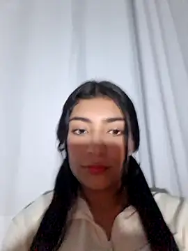 Sweed-virgin-pussy online show from 05-18-26, 04:07