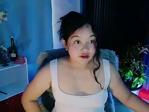 UrFavouriteCravings online show from 02-23-26, 03:15