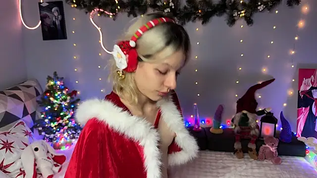 FentyJane online show from 12-19-25, 05:42