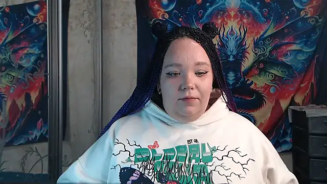 Sweet But Evil online show from 09-30-25, 08:03