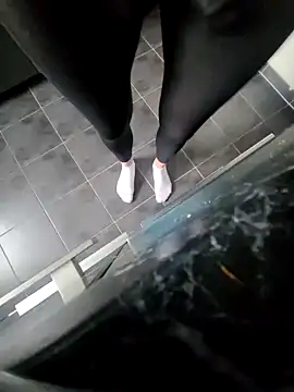 rezzzze online show from 11-01-25, 02:08