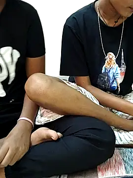 Unique girls90 online show from 11-08-25, 04:01