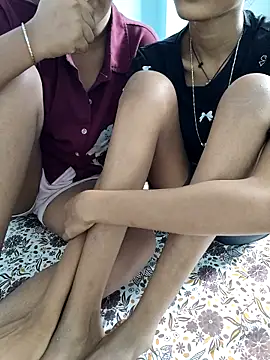 Unique girls90 online show from 03-05-26, 07:59