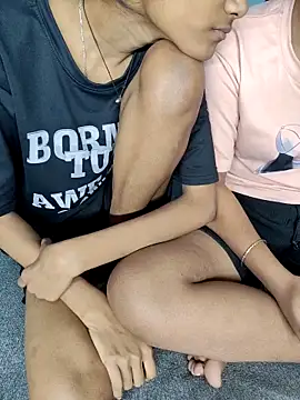 Unique girls90 online show from 03-16-26, 06:56