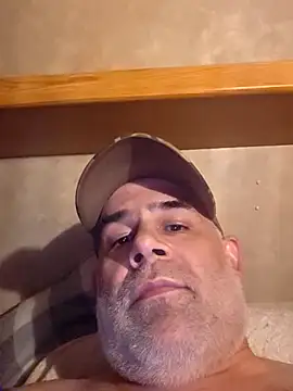 Snapshot of DeeBestEver chatting on 04-20-26, 12:08 DeeBestEver online show from 04-20-26, 12:08