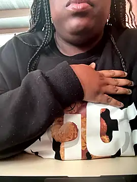 nanaisbackk online show from 01-12-26, 10:53