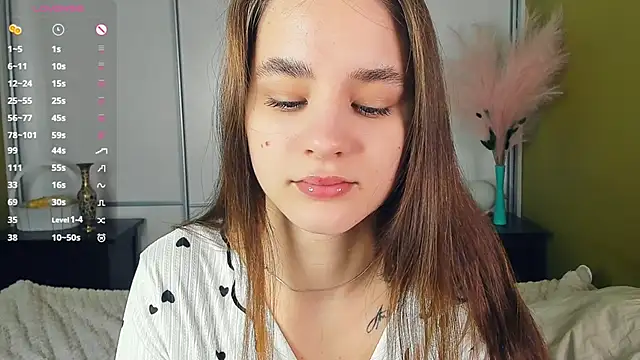 JinnyMcie online show from 04-13-26, 07:25