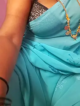 Snapshot of Tamil_Ammani chatting on 04-24-26, 08:00 Tamil Ammani online show from 04-24-26, 08:00