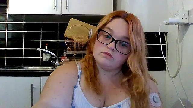 Snapshot of Curvy-AmyX chatting on 10-07-25, 05:21 Curvy-AmyX online show from 10-07-25, 05:21