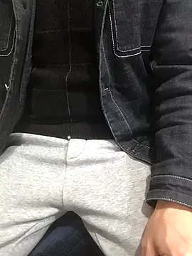 chougegg0214 online show from 12-20-25, 01:34