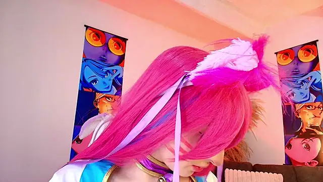 Bennuluspeach  online show from 04-24-26, 11:56