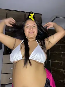 AnnaSwift  online show from 03-01-26, 04:47