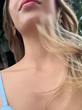 Snapshot of fanyabbey chatting on 03-07-26, 10:40 fanyabbey online show from 03-07-26, 10:40