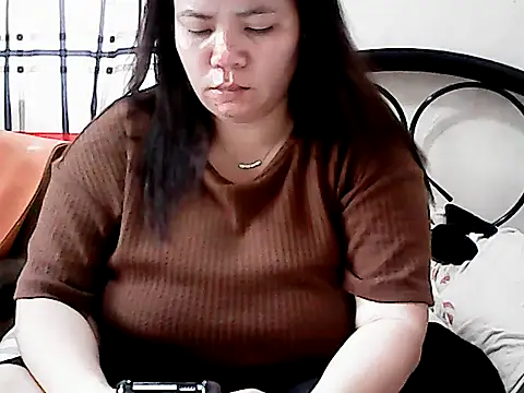 HornyPussie69 online show from 04-21-26, 02:51