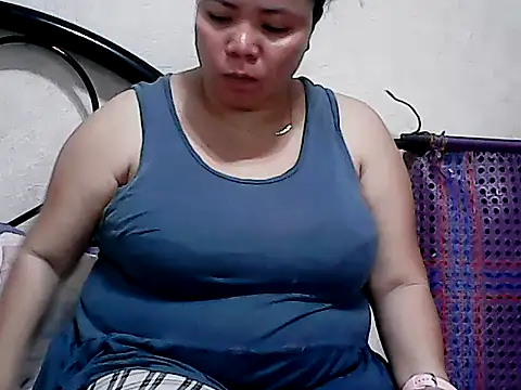Snapshot of HornyPussie69 chatting on 06-02-26, 07:43 HornyPussie69 online show from 06-02-26, 07:43