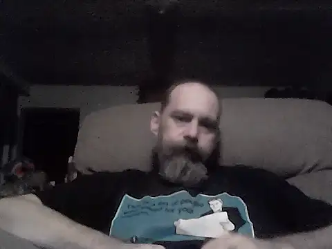 Snapshot of crazyheratic8 chatting on 11-28-25, 02:03 crazyheratic8 online show from 11-28-25, 02:03